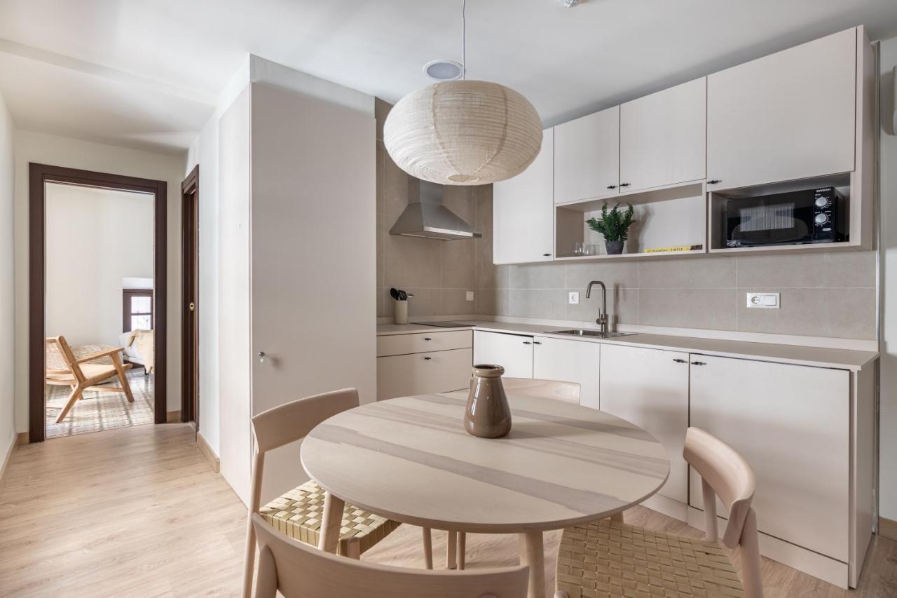 Apartamentos Libere Malaga La Merced Luaran gambar