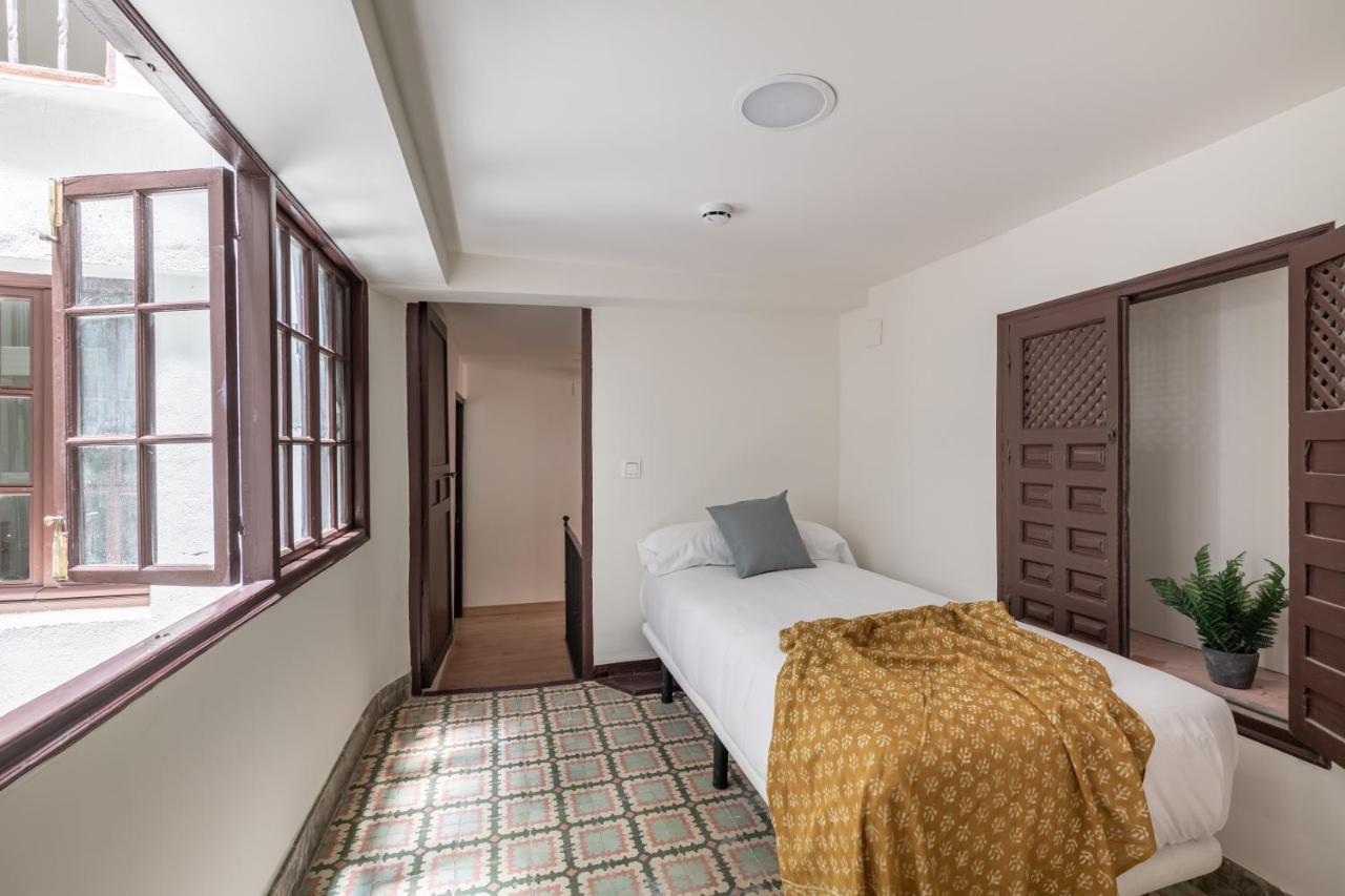 Apartamentos Libere Malaga La Merced Luaran gambar