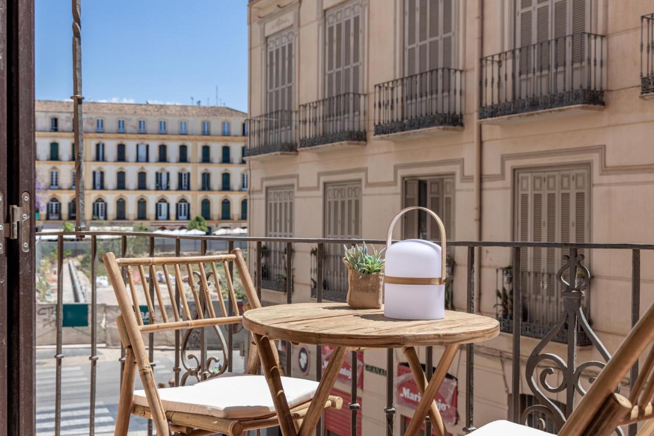 Apartamentos Libere Malaga La Merced Luaran gambar