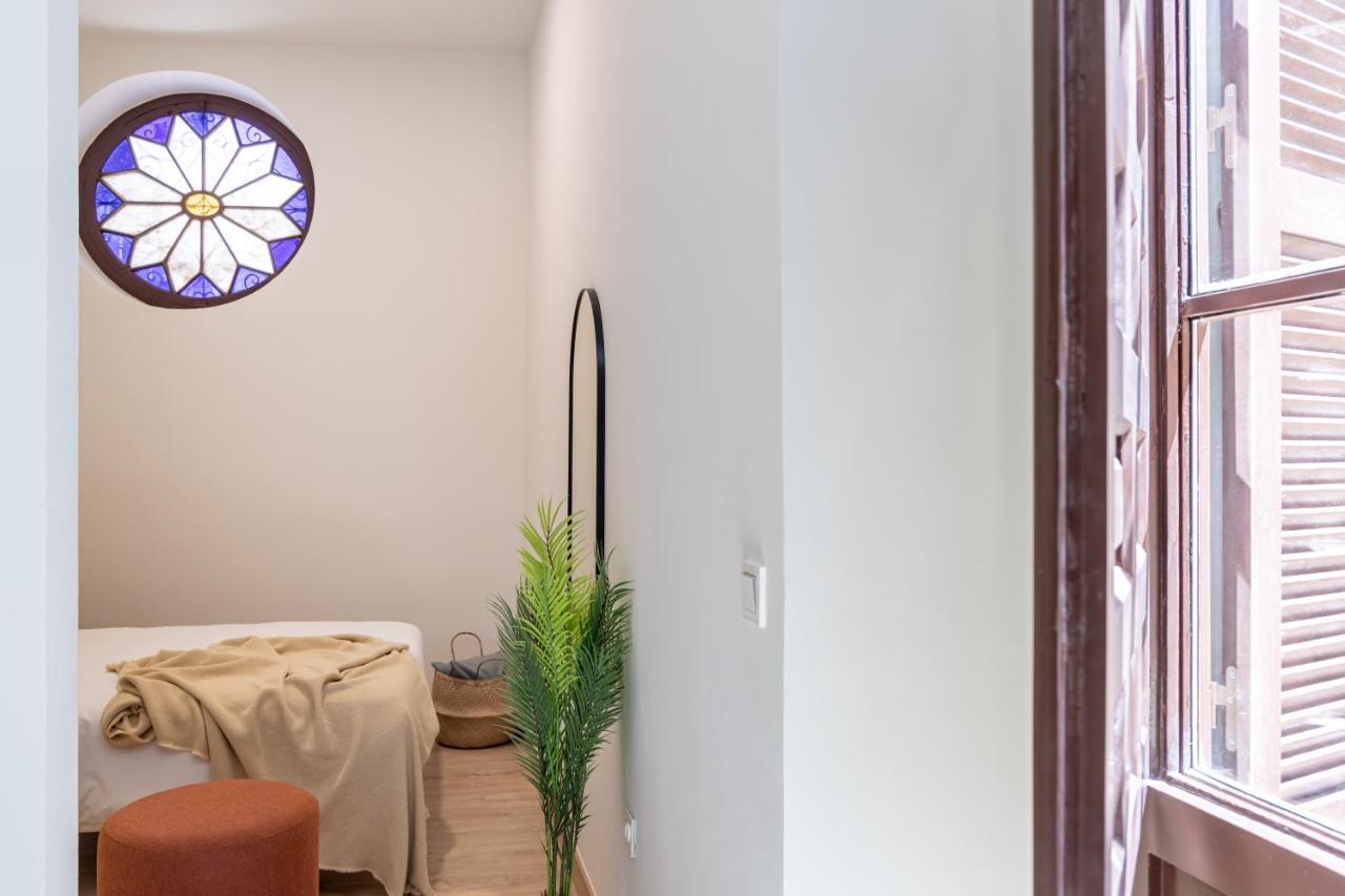 Apartamentos Libere Malaga La Merced Luaran gambar