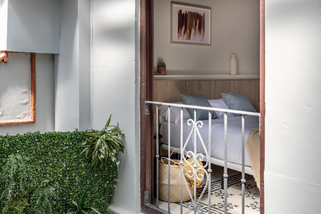 Apartamentos Libere Malaga La Merced Luaran gambar